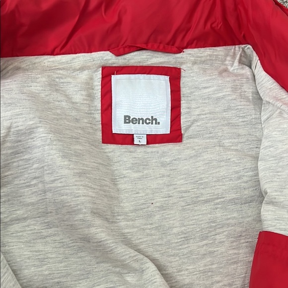 Bench woman’s size large vest - Picture 3 of 3